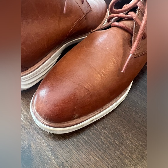 Cole Haan Men’s Grand OS  Leather Chukka Boots - Picture 2 of 3